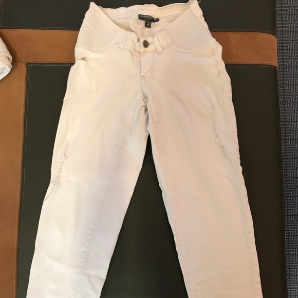 A Pea in the Pod Maternity Skinny Jeans - Picture 2 of 2